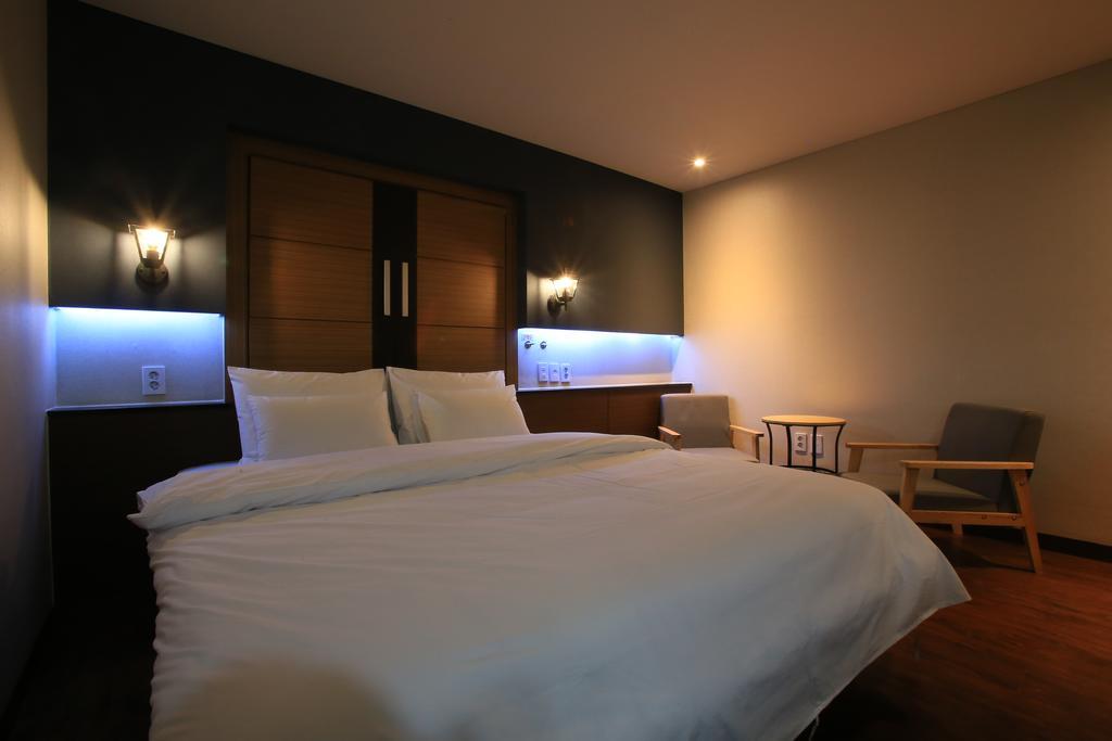 The Ace Hotel Seoul Bagian luar foto