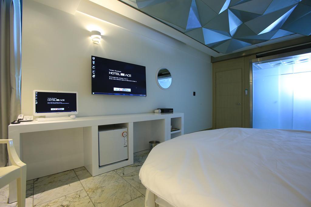 The Ace Hotel Seoul Bagian luar foto