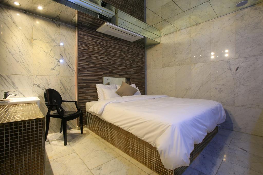 The Ace Hotel Seoul Bagian luar foto