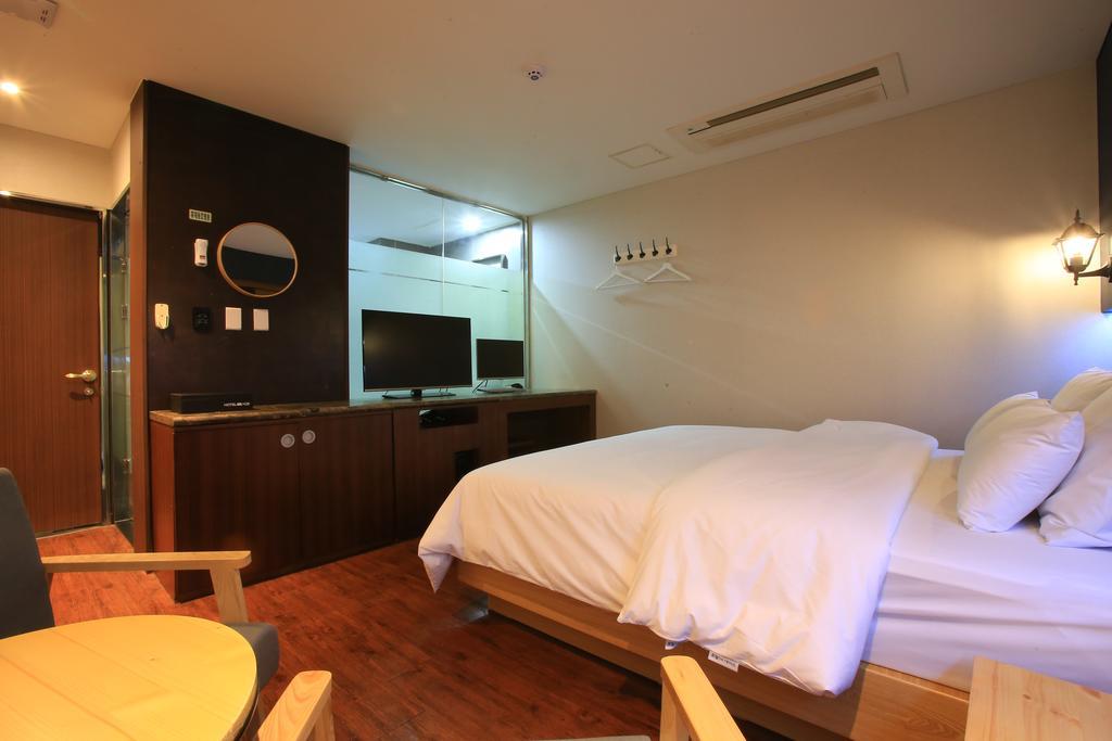 The Ace Hotel Seoul Bagian luar foto