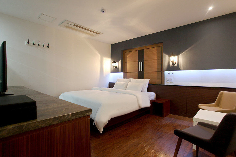The Ace Hotel Seoul Bagian luar foto