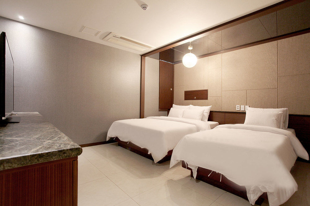 The Ace Hotel Seoul Bagian luar foto